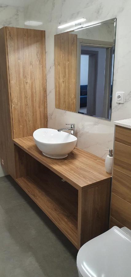 Apartma Anja Lux, *
