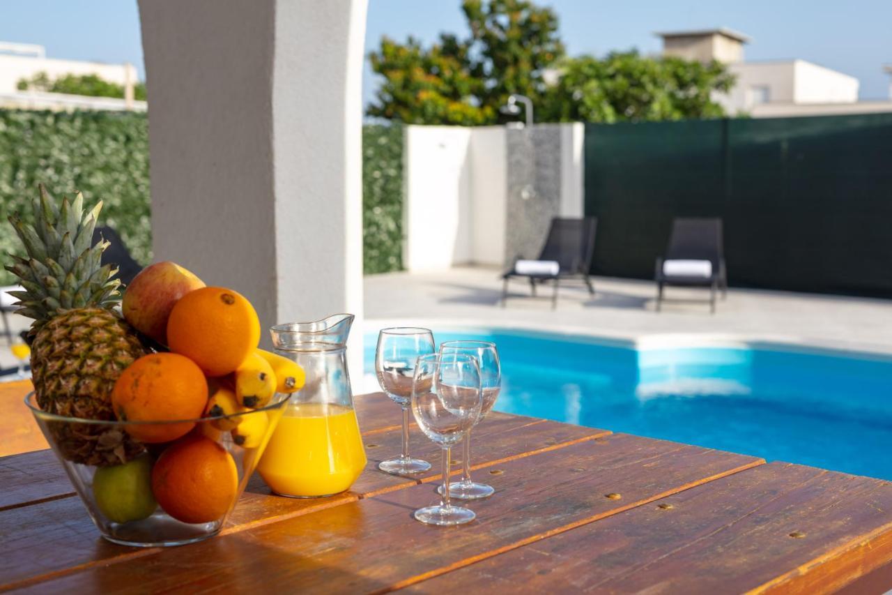 Apartma Anja Lux, *